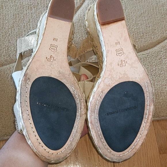 Donald Pliner Elastic Strap Wedges - Picture 7 of 8